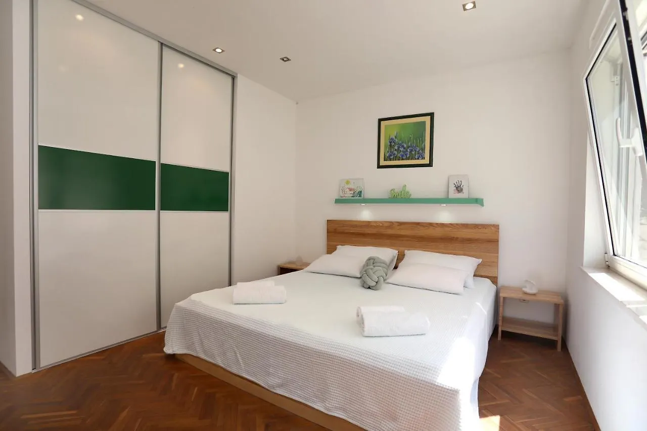 Apartments Vida Trogir Croatia