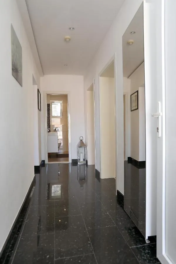 Apartments Vida Trogir