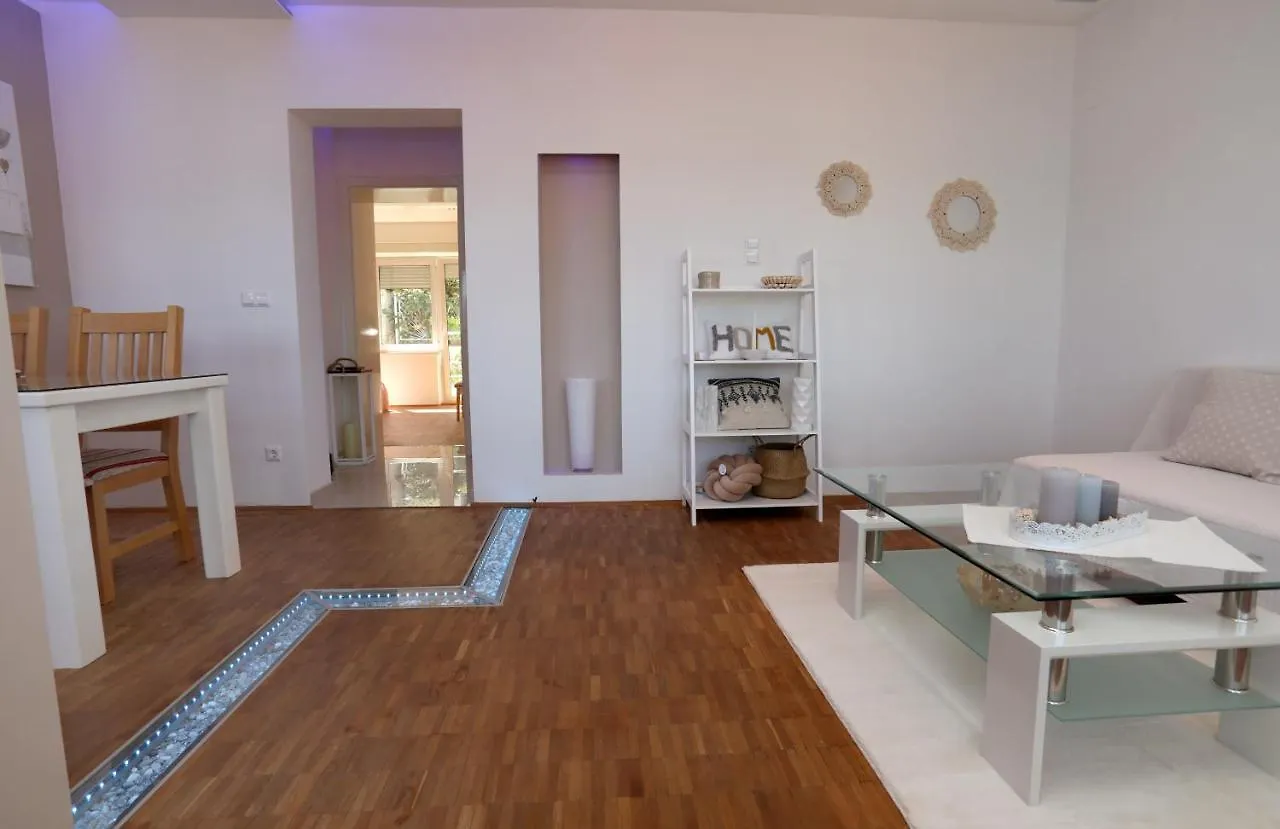 Apartments Vida Trogir Croatia