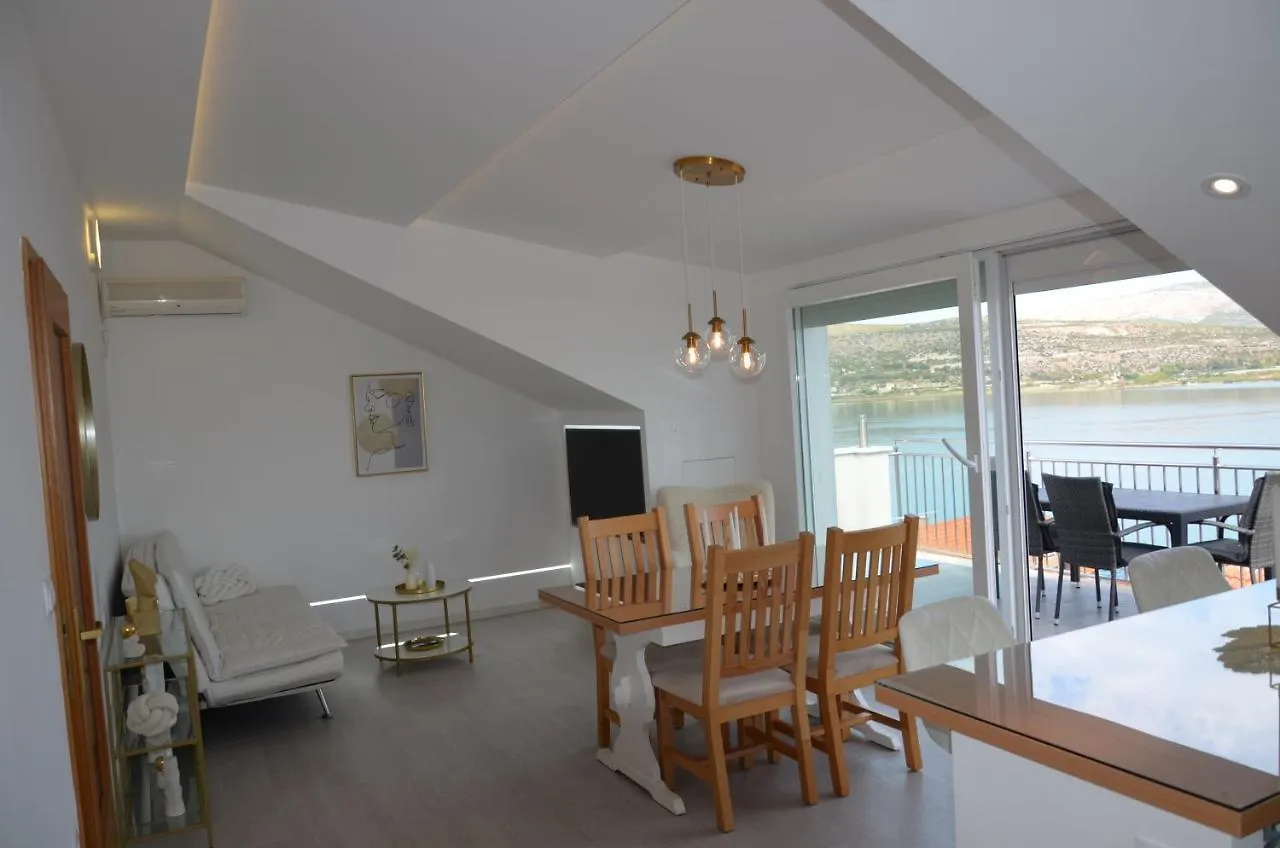 Apartments Vida Trogir Croatia