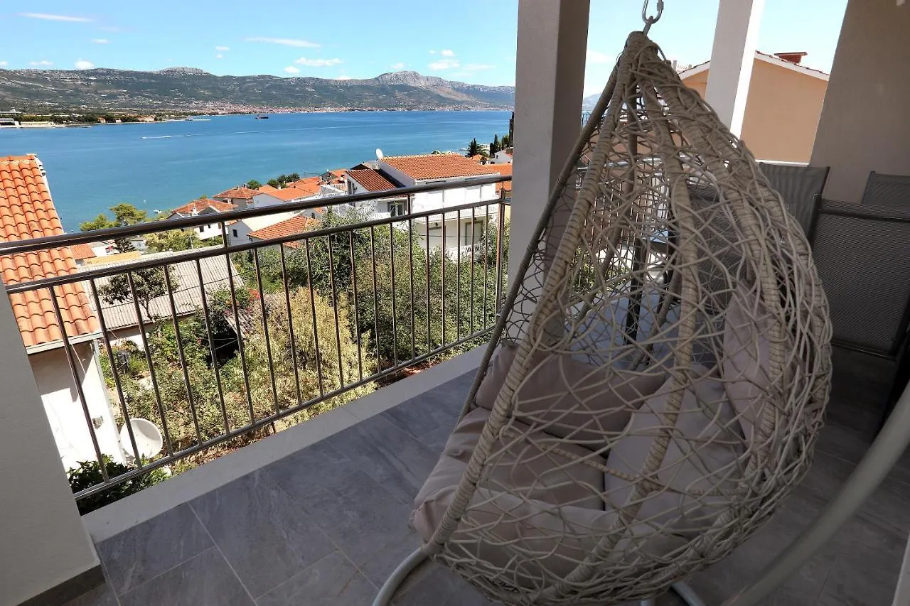 Apartments Vida Trogir